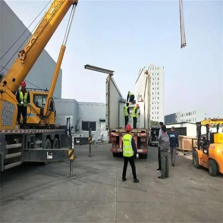 南川如何找到附近的吊车救援服务