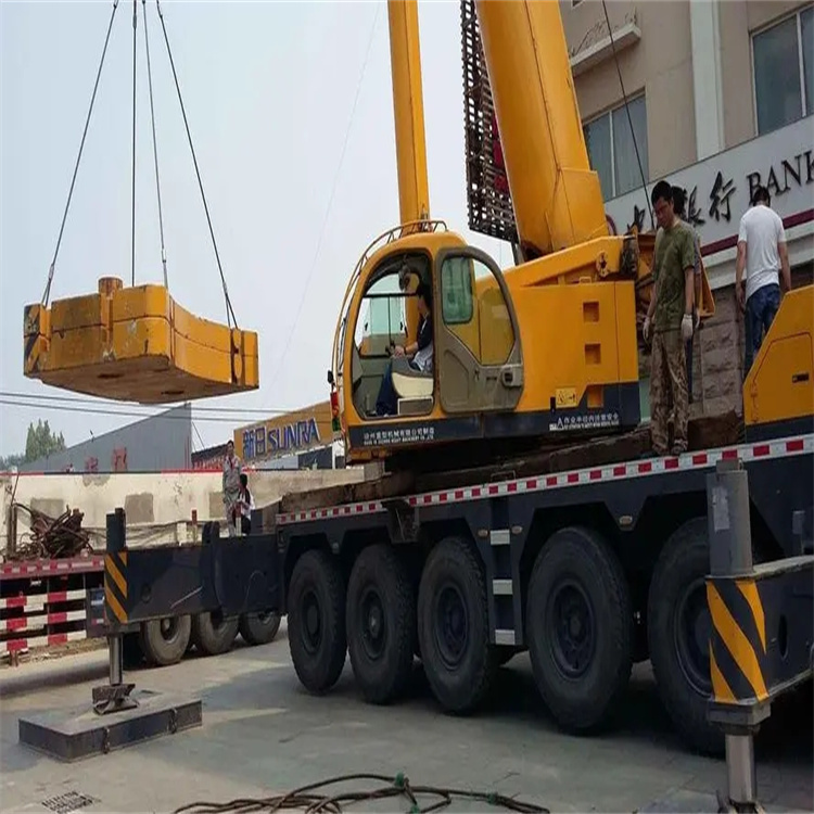 南川当地吊车出租|机器吊装|75吨|工厂搬迁服务