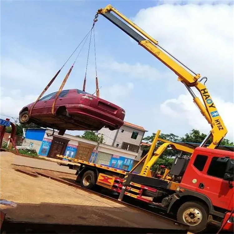 南川吊车吊汽车的正确方法